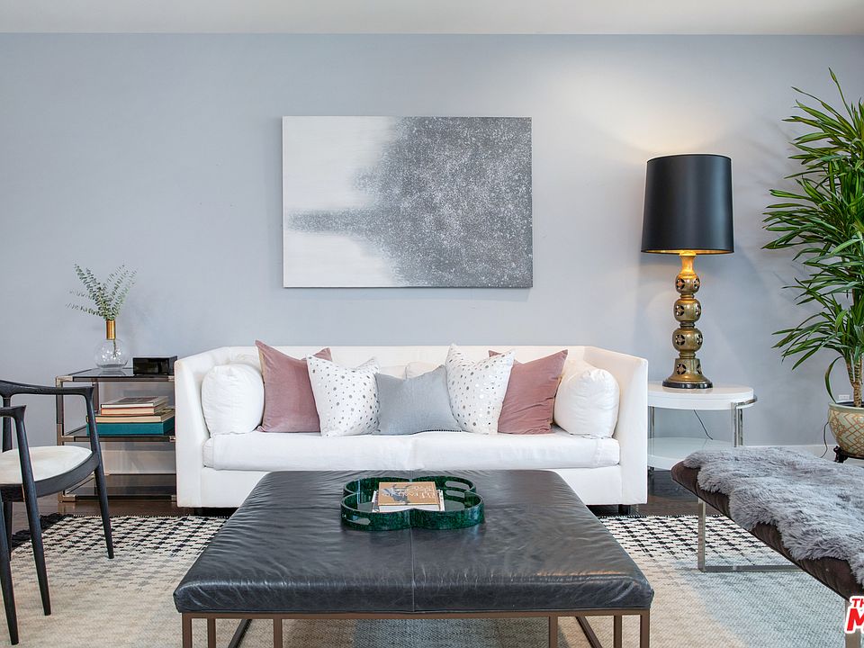 1st image of 817 N Alfred St APT 202