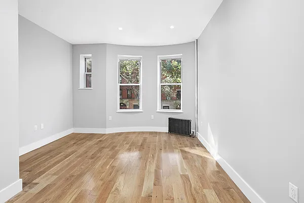 Rented by Ivey North LLC | media 1