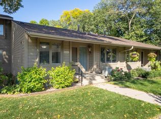 10261 Scarborough Rd, Bloomington, MN 55437
