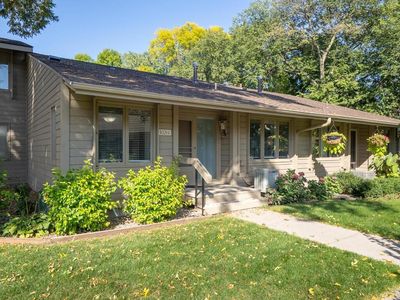 10261 Scarborough Rd, Bloomington, MN, 55437