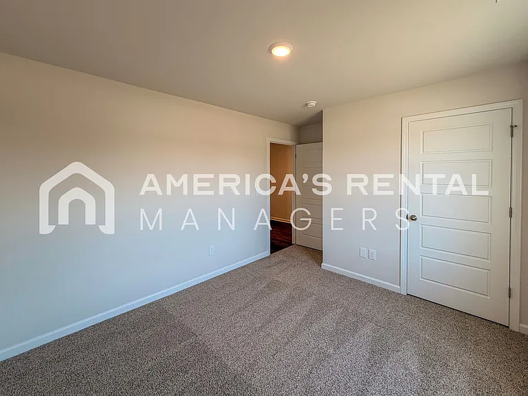 113 Jonboy Ave — Photo 10