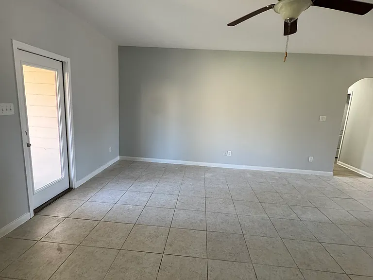 2132 Mulberry Dr — Photo 11