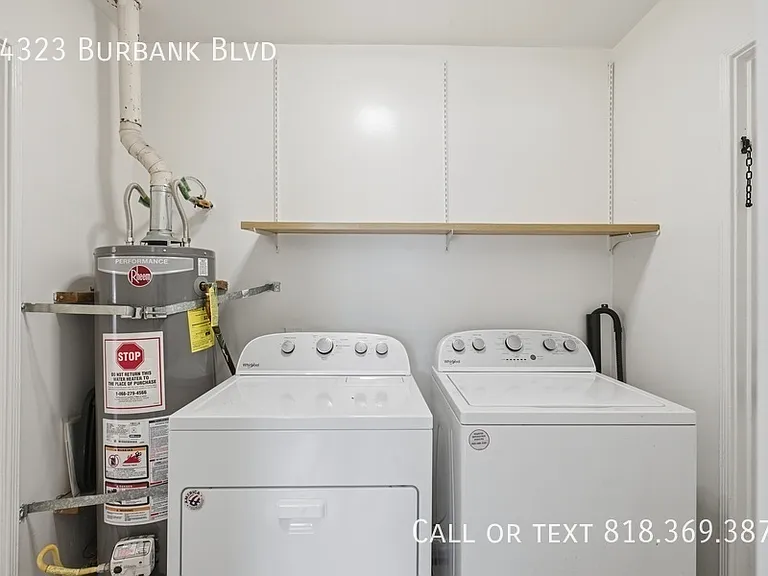 14323 Burbank Blvd — Photo 9