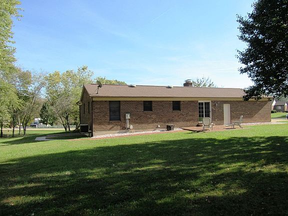 2nd image of 23137 Hawley Dr