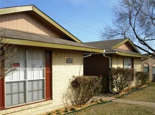 2715 Meadow Bluff Ln, Dallas, TX 75237