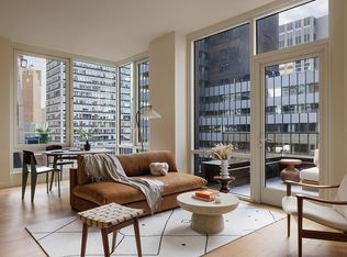135 E 47th St #20C, New York, NY