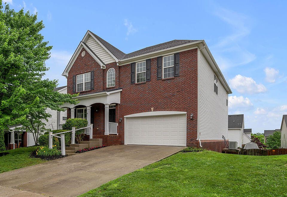 1st image of 107 Clear Springs Dr