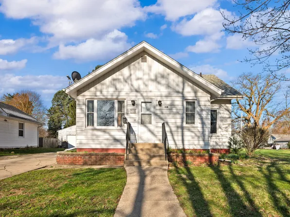 318 Sylvan St, Buchanan, MI 49107