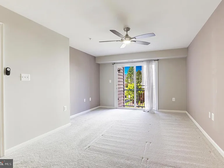 15262 Rosemont Manor Dr — Photo 26