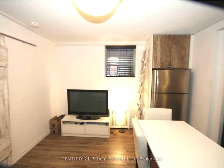 28 Cosburn Ave #103 — Photo 6