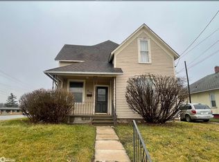 614 E State St, Centerville, IA 52544