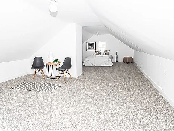 3rd image of 6 Randall St #2