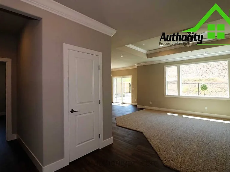 20231 Ballentine Dr — Photo 8