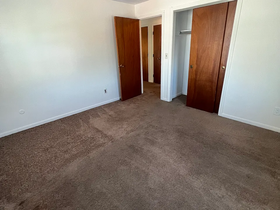 80 Bow St