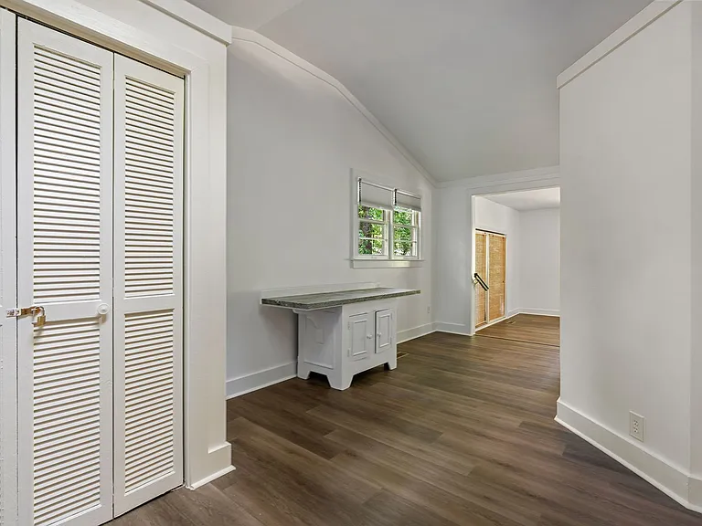 1209 Roosevelt Dr — Photo 9