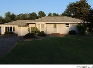 2812 S Union St, Rochester, NY 14624