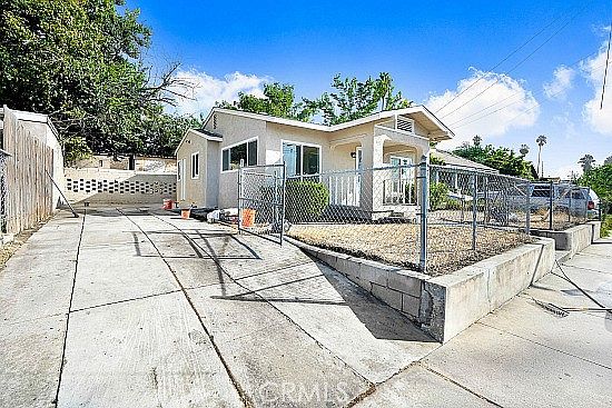 380 W 13th St San Bernardino CA 92405 Zillow