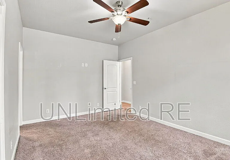 2520 W Pikes Peak Dr — Photo 22