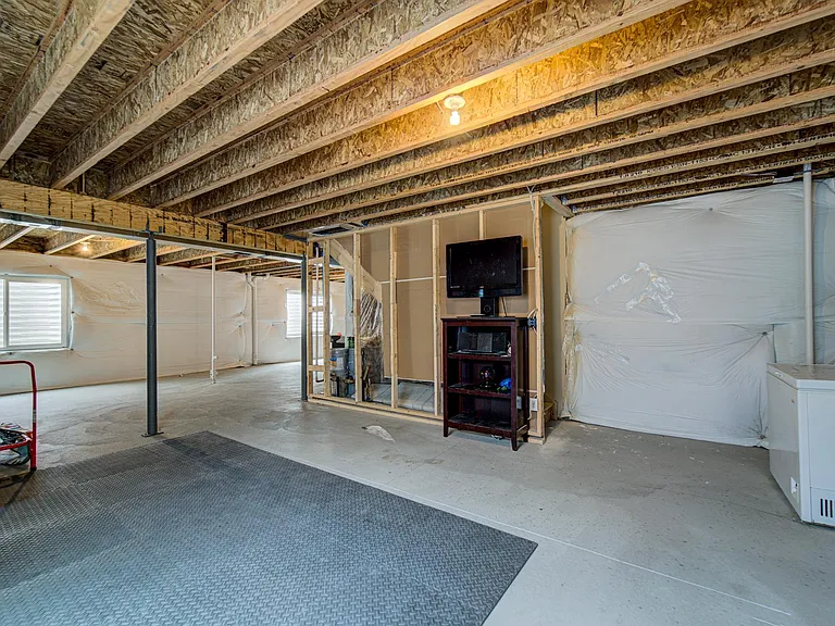 9711 Desert Lily Cir — Photo 50