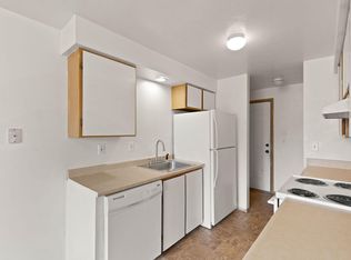 2715 N Pines Rd APT 8, Spokane, WA 99206