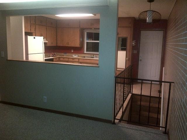 1st image of 520 Willow St W