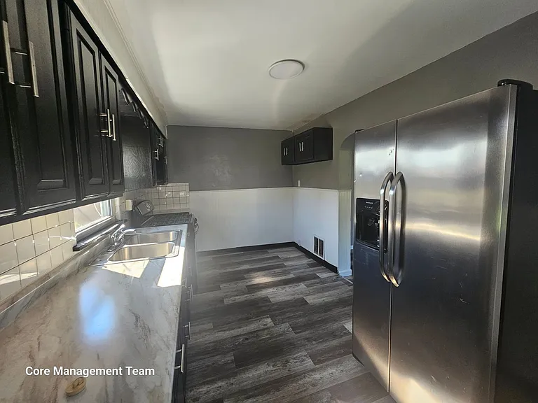 3214 Virginia Ave — Photo 2