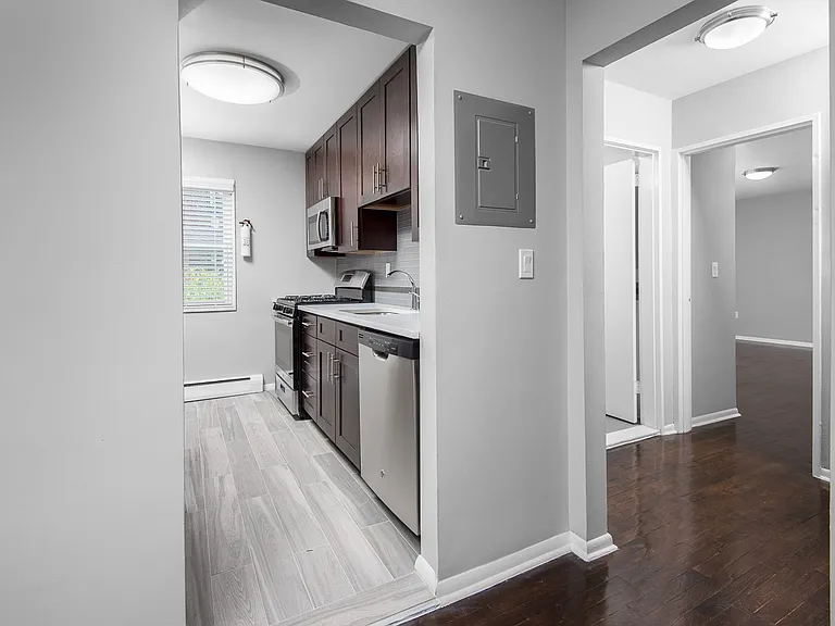 Wayne Village Apartments — Photo 6