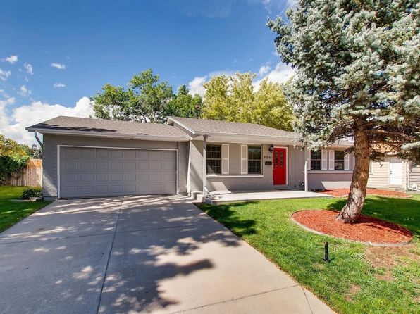 9061 La Salle Pl