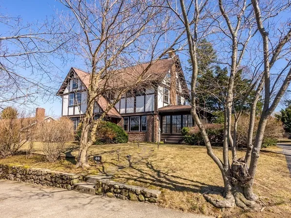 46 Bemis St, Newton, MA 02460