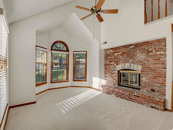 4th image of 1409 Brighton Cir