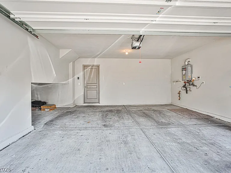 8052 Haywood Estate Ave — Photo 11