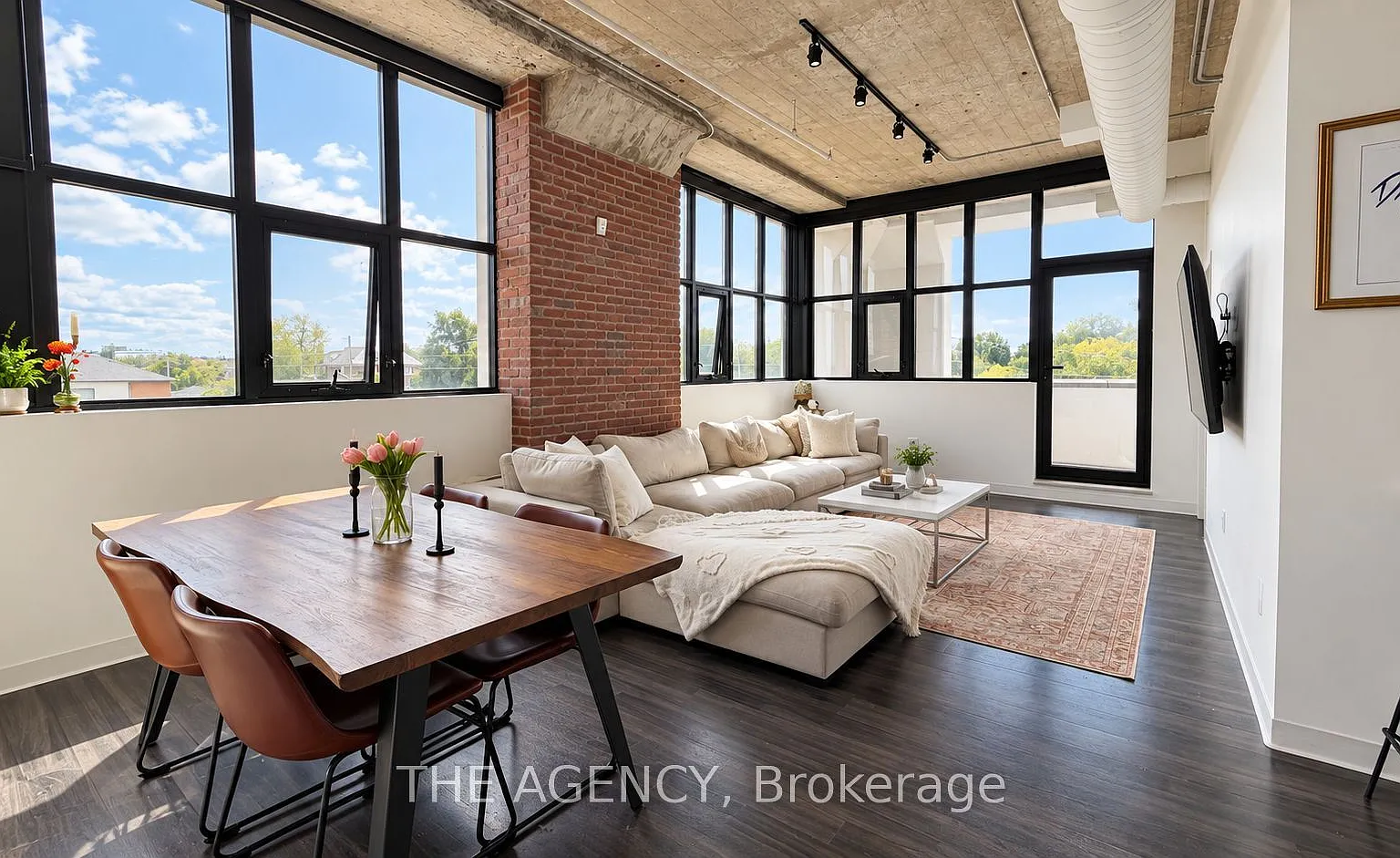 2 bed, $2,995 — Photo 2