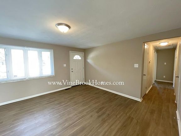 3rd image of 10231 E Chris Dr