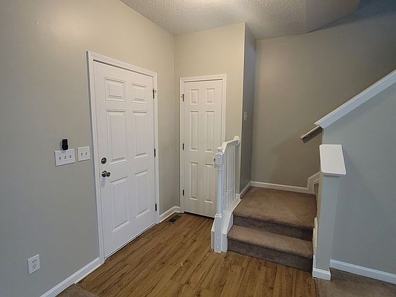 3rd image of 607 Market Place Ln