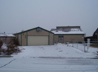 5506 Pear Butte Dr, Yakima, WA 98901