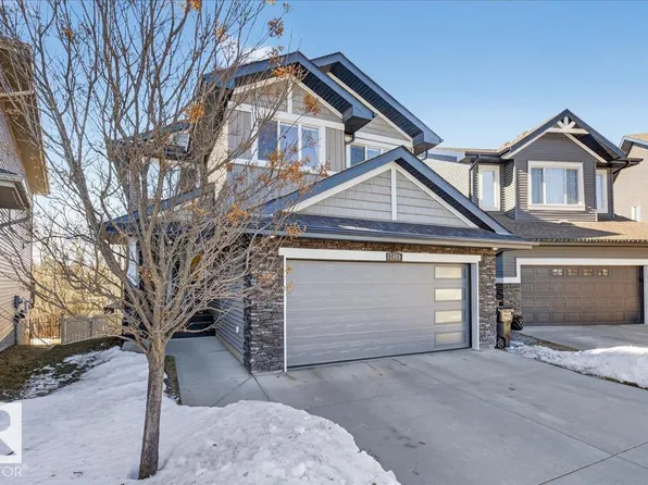 1440 Chahley Pl NW, Edmonton, AB T6M 0J3