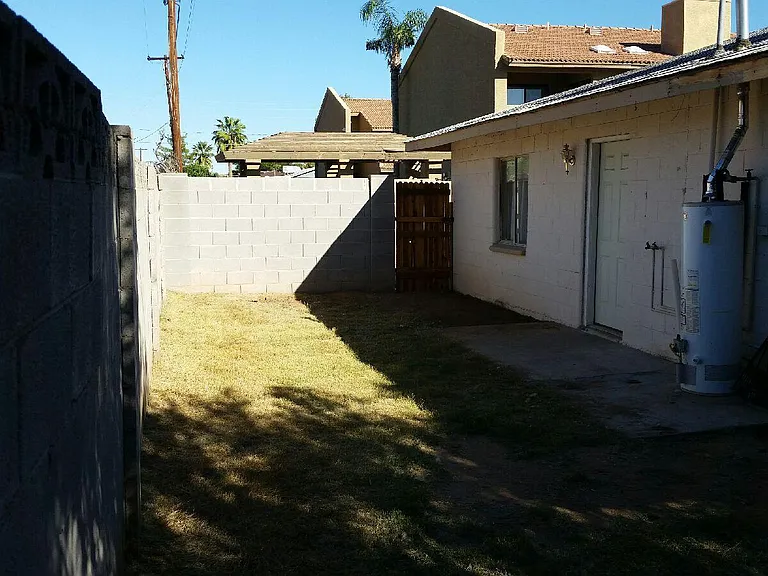 2138 E Turney Ave #D — Photo 17