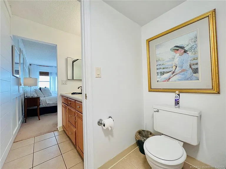 9400 S Ocean Dr #202 — Photo 32