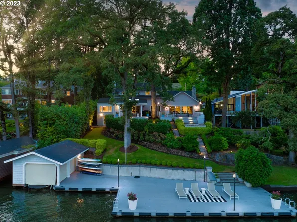 3648 Lakeview Blvd, Lake Oswego, OR 97035