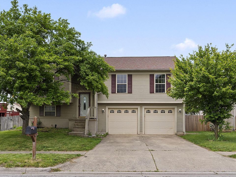 1st image of 974 Esther Dr