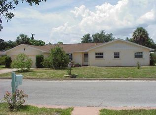 1907 York Ct, Fort Pierce, FL 34982