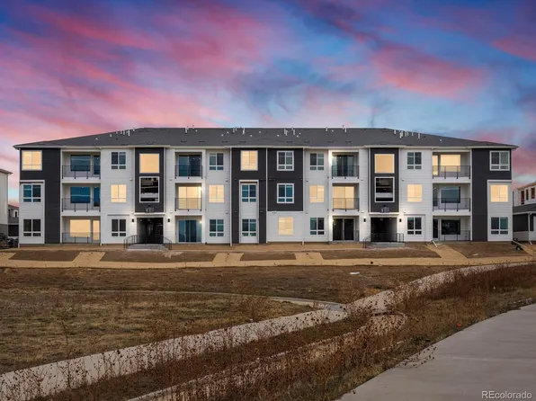 6153 N Ceylon Street Bldg 4 #102, Denver, CO 80249