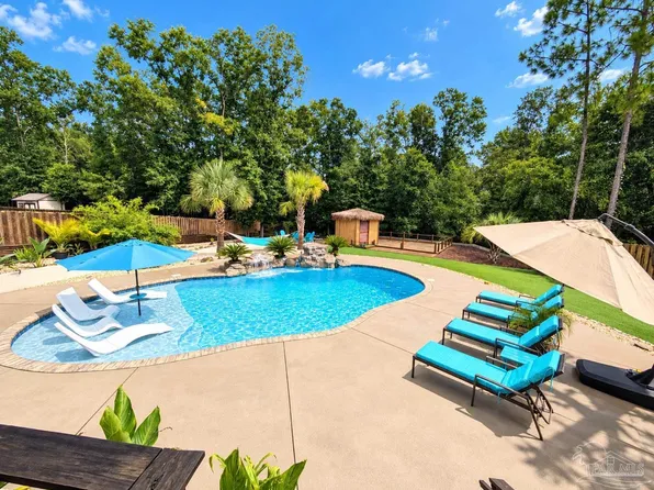 3056 Mountain Laurel Trl, Cantonment, FL 32533