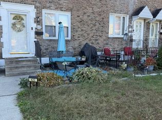 422 Rively Ave, Collingdale, PA 19023