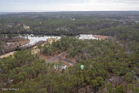 2nd image of 50 Fairway Dr