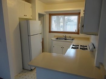 4th image of 4519 Aldrich Ave N