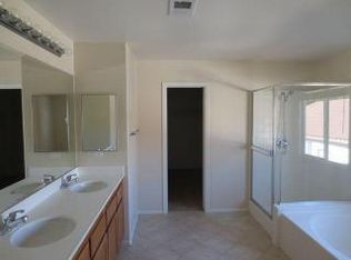 5499 Parrolette Ct, Oceanside, CA 92057
