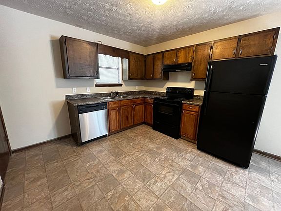 2nd image of 191-222 Nicole Dr #Rw407