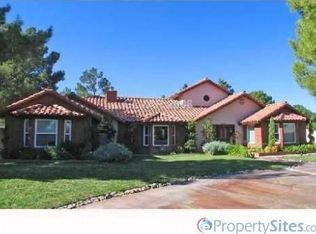 2945 Rosanna St, Las Vegas, NV 89117