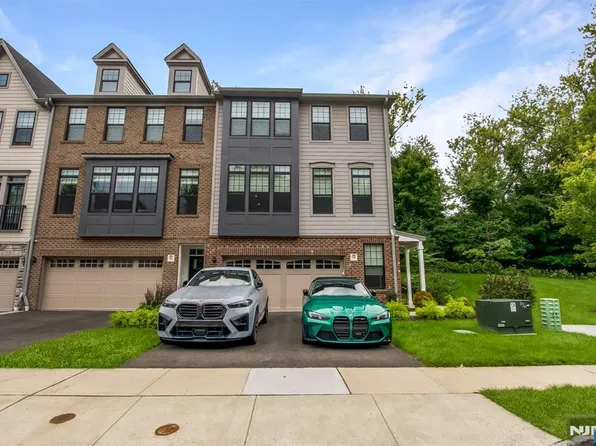 98 Cinnamon Drive, Upper Saddle River, NJ 07458